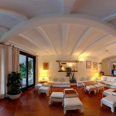 Ihr Hotel San Paolo Порто-Сан-Паоло Экстерьер фото